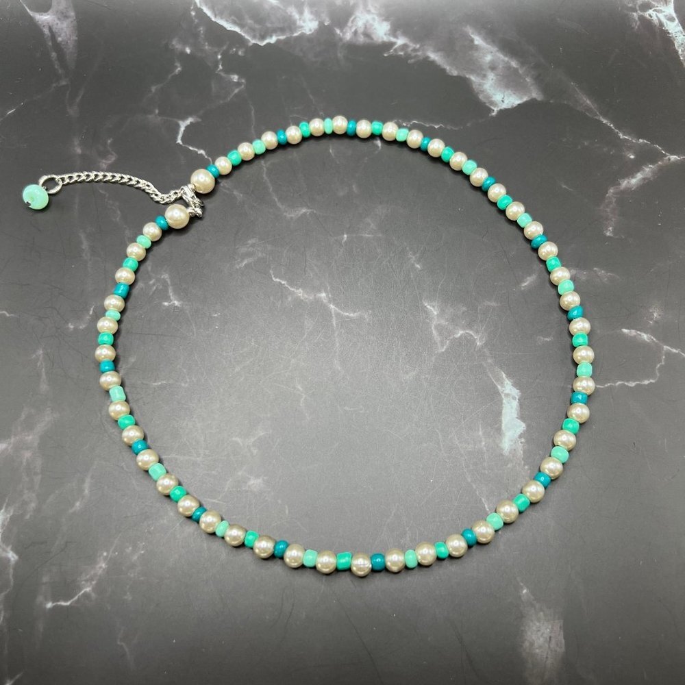 Pearls and Pastels Beaded Choker Necklace - Gray Pearl with Teal